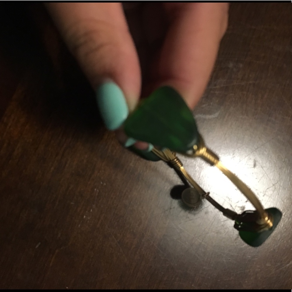 Jade and gold bracelet